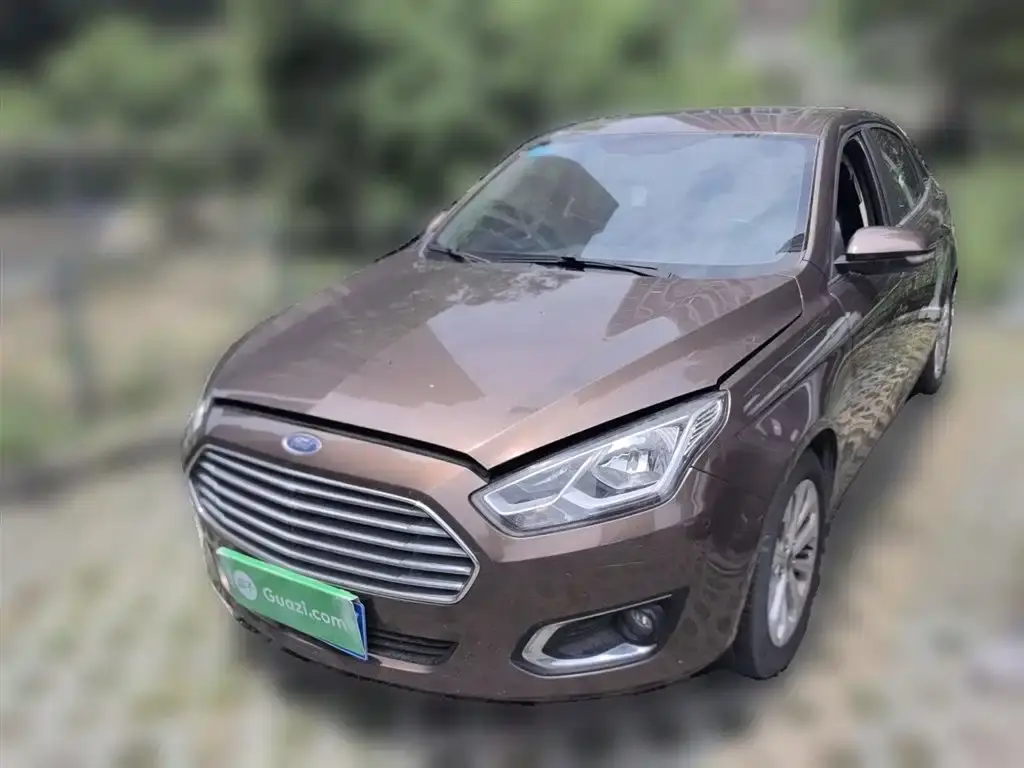 Forex 2015 1.5L automatic fashion model