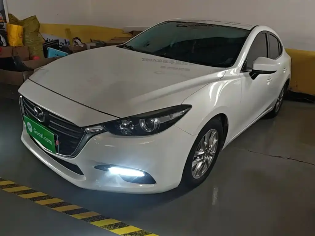 Mazda3 Angkesela 2017 Sedan 1.5L Automatic Comfort Type National V