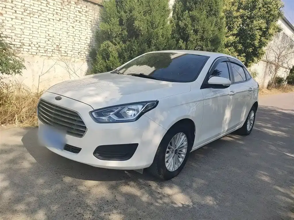 Escort 2017 facelift 1.5L automatic comfort model