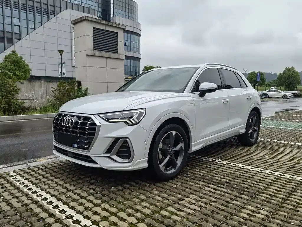 Audi Q3 2023 35 TFSI Fashionable and Dynamic (1.5T)