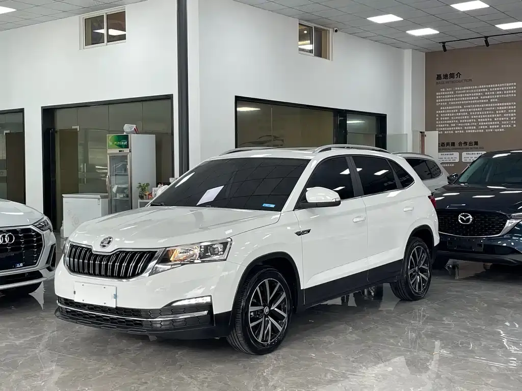 Komic 2023 facelift 1.5L automatic comfort version
