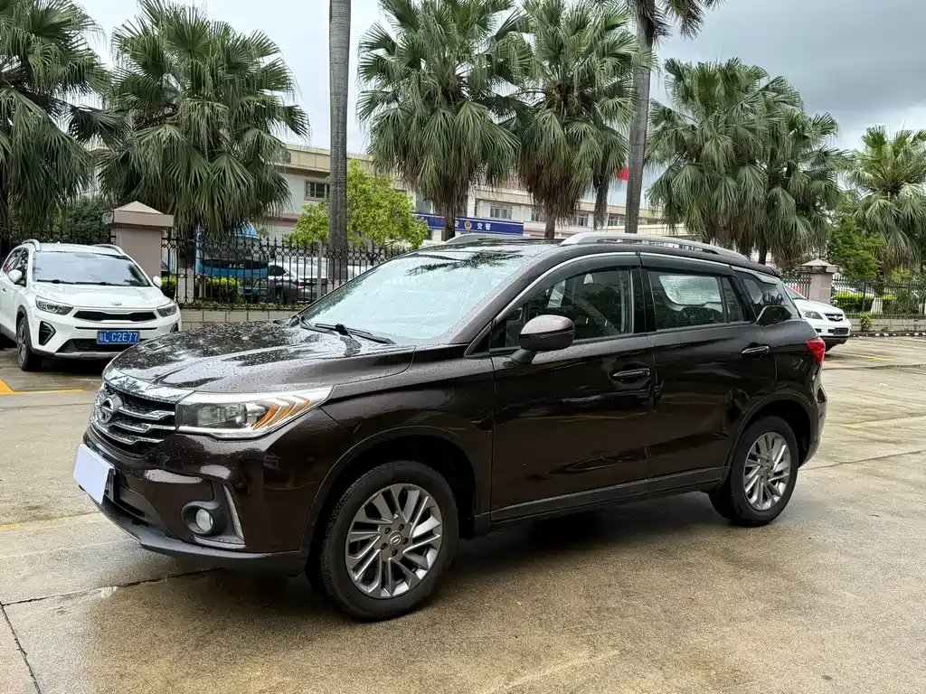 Trumpchi GS4 2017 200T G-DCT two-wheel drive comfort version