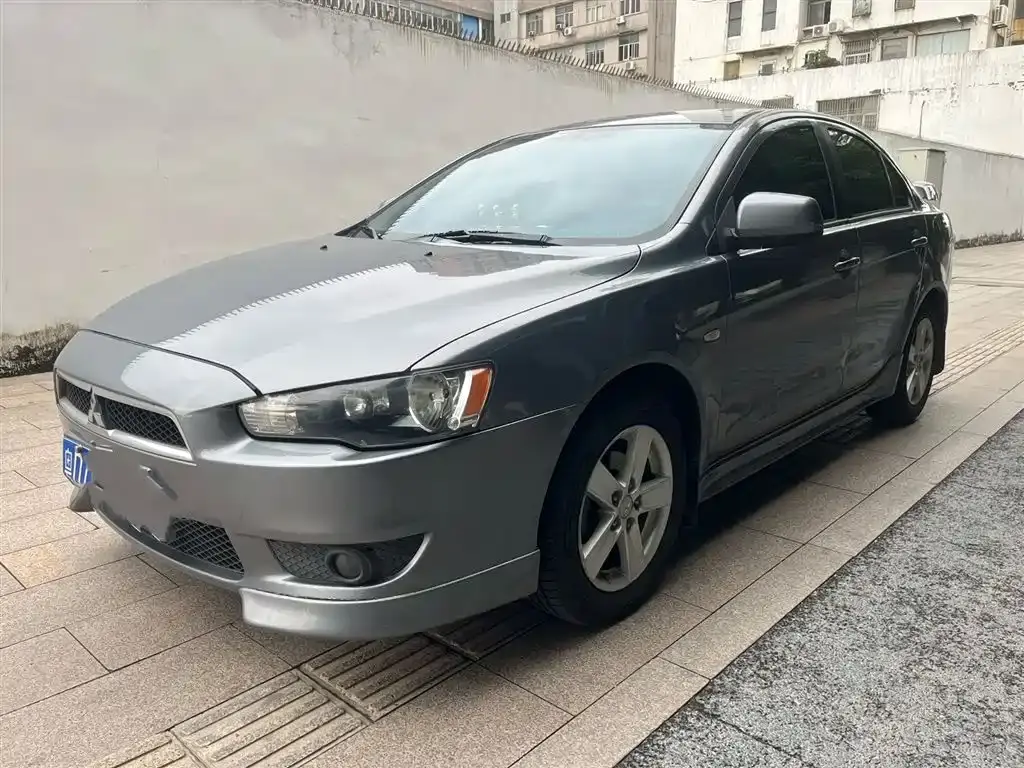 Yishen 2010 Fashion Edition 1.8L CVT Comfort Type
