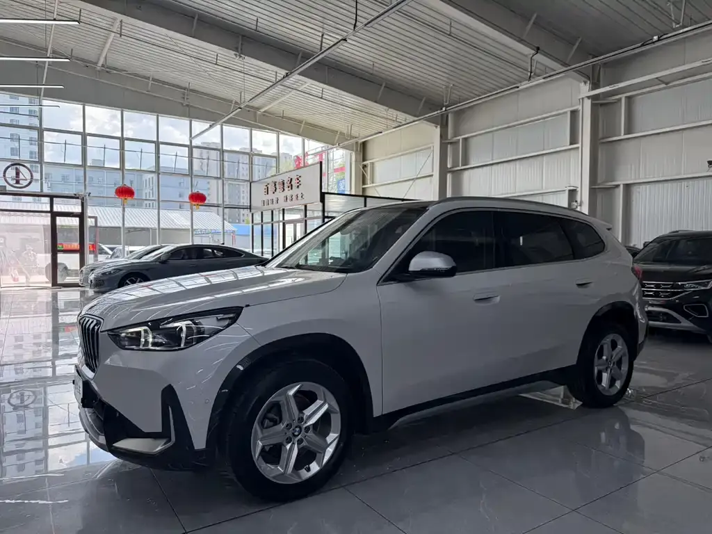 BMW X1 2023 sDrive20Li X Design Package