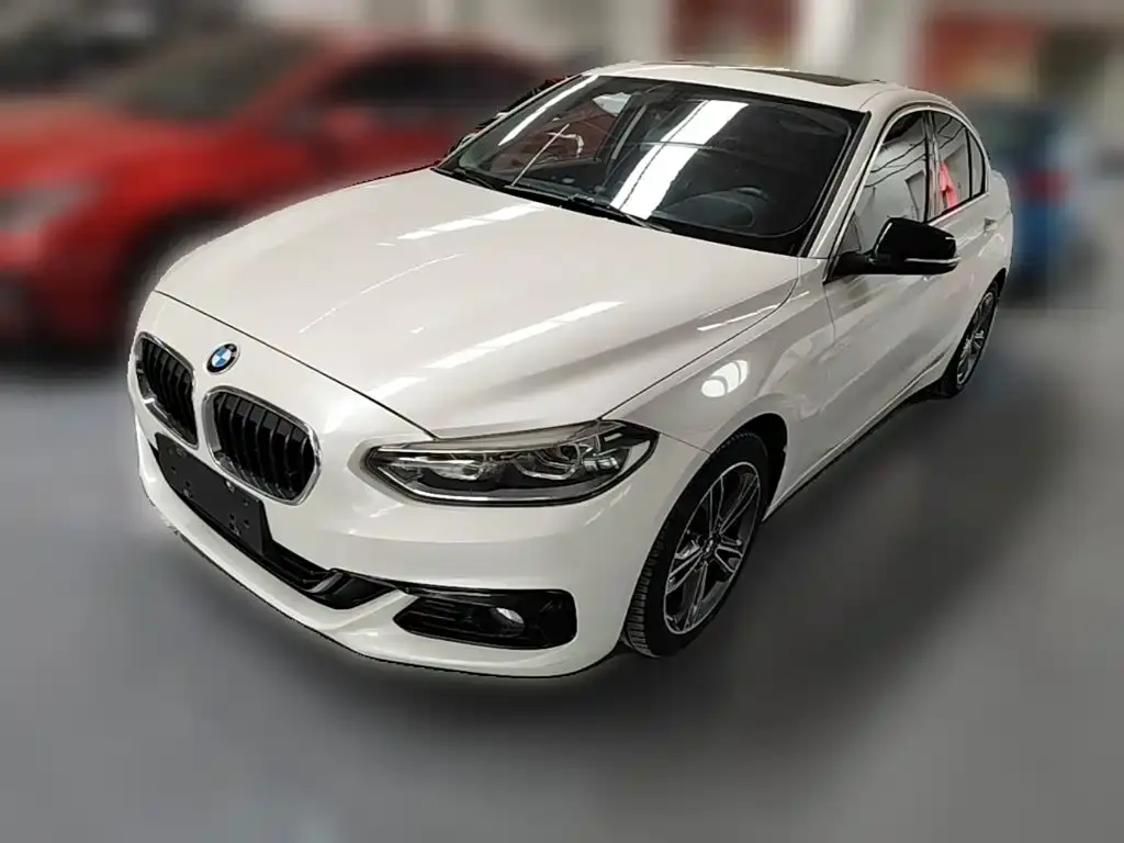 BMW 1 Series 2018 facelift 118i sports