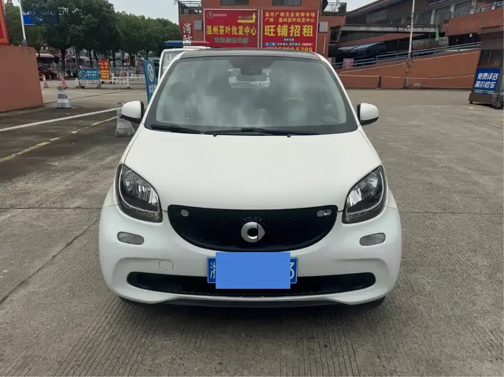 smart forfour 2016 0.9T 66kW Pioneer Edition