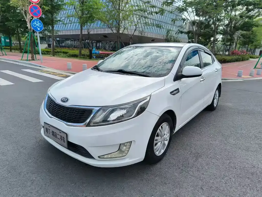 Kia K2 2012 Sedan 1.4L AT GLS Commemorative Edition