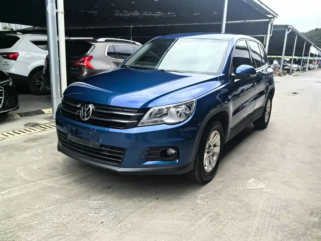 Tiguan 2012 1.8TSI manual two-wheel drive urban version