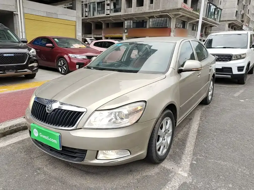 Octavia 2014 1.6L automatic Yijie version