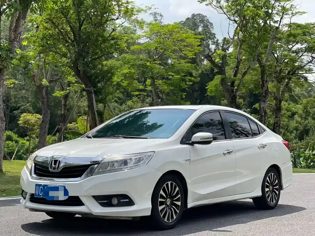 Lingpai 2015 1.8L automatic luxury version