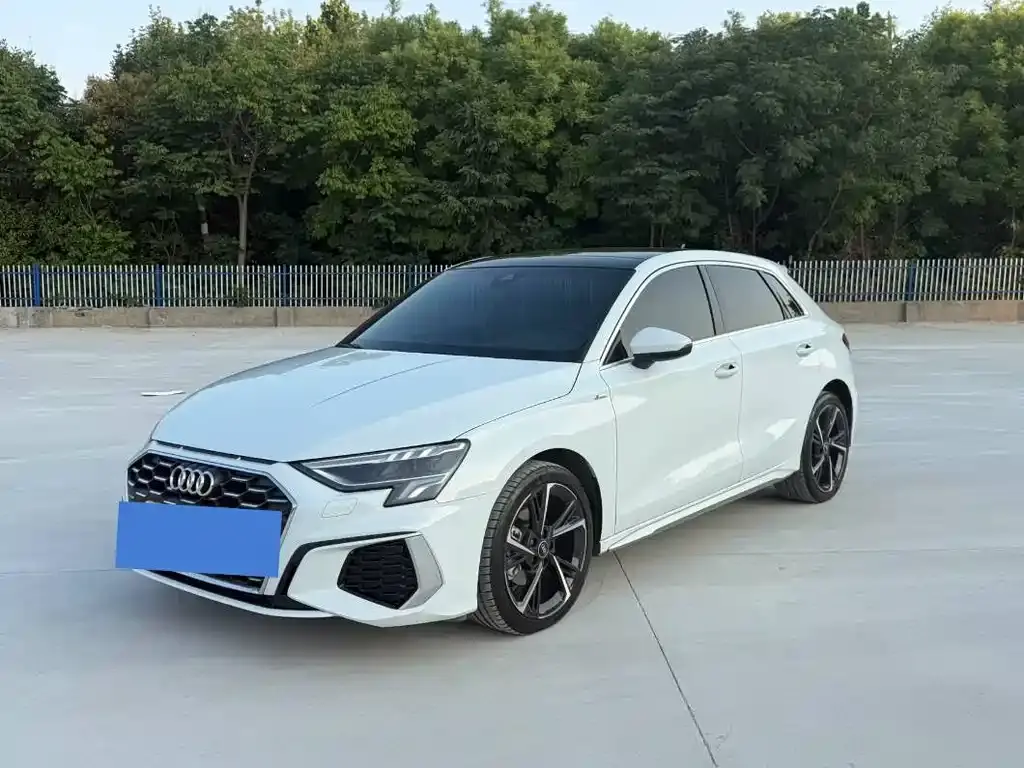 Audi A3 2022 Sportback 35 TFSI stylish and sporty