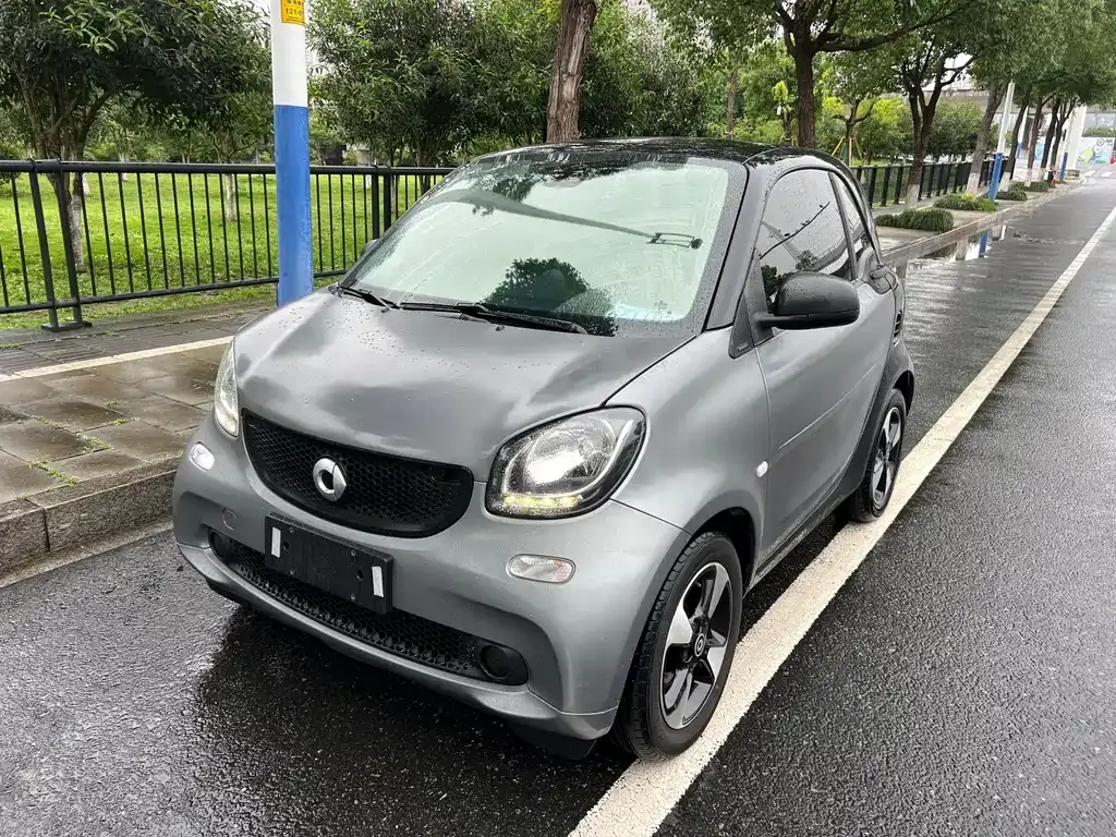 smart fortwo 2018 1.0L 52kW hardtop passion version National V