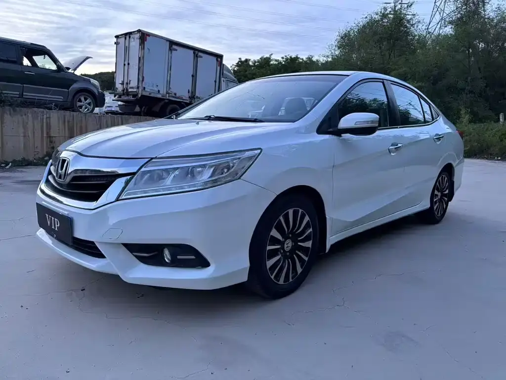 Lingpai 2015 1.8L automatic luxury version