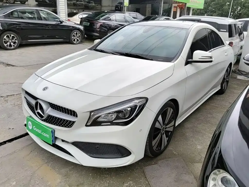Mercedes-BenzCLA (imported) 2017 facelift CLA 200 fashionable model