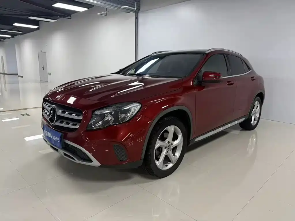 Mercedes-BenzGLA 2017 GLA 200 Dynamic