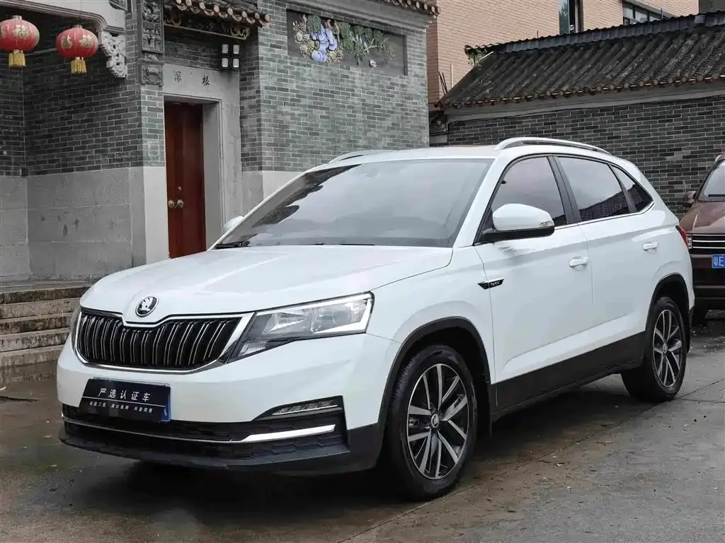 Komic 2023 facelift 1.5L automatic comfort version