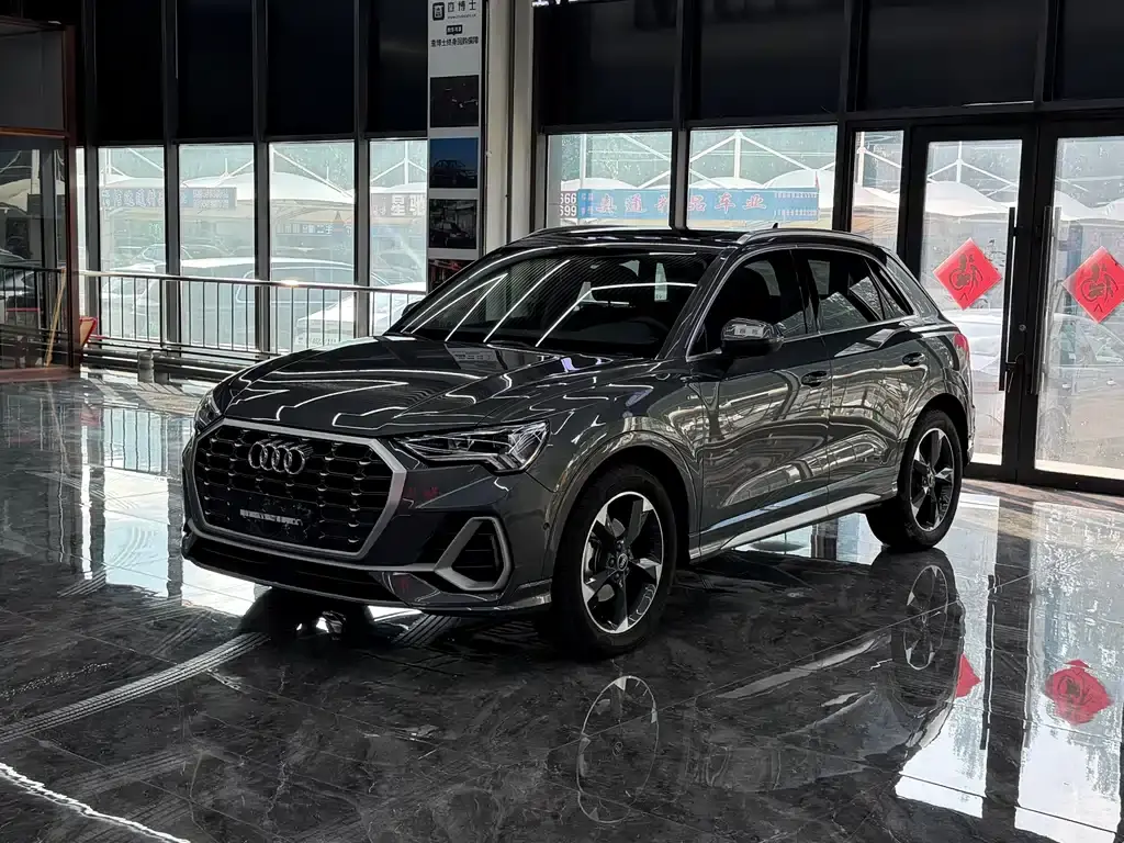 Audi Q3 2023 35 TFSI Fashionable and Dynamic (1.4T)