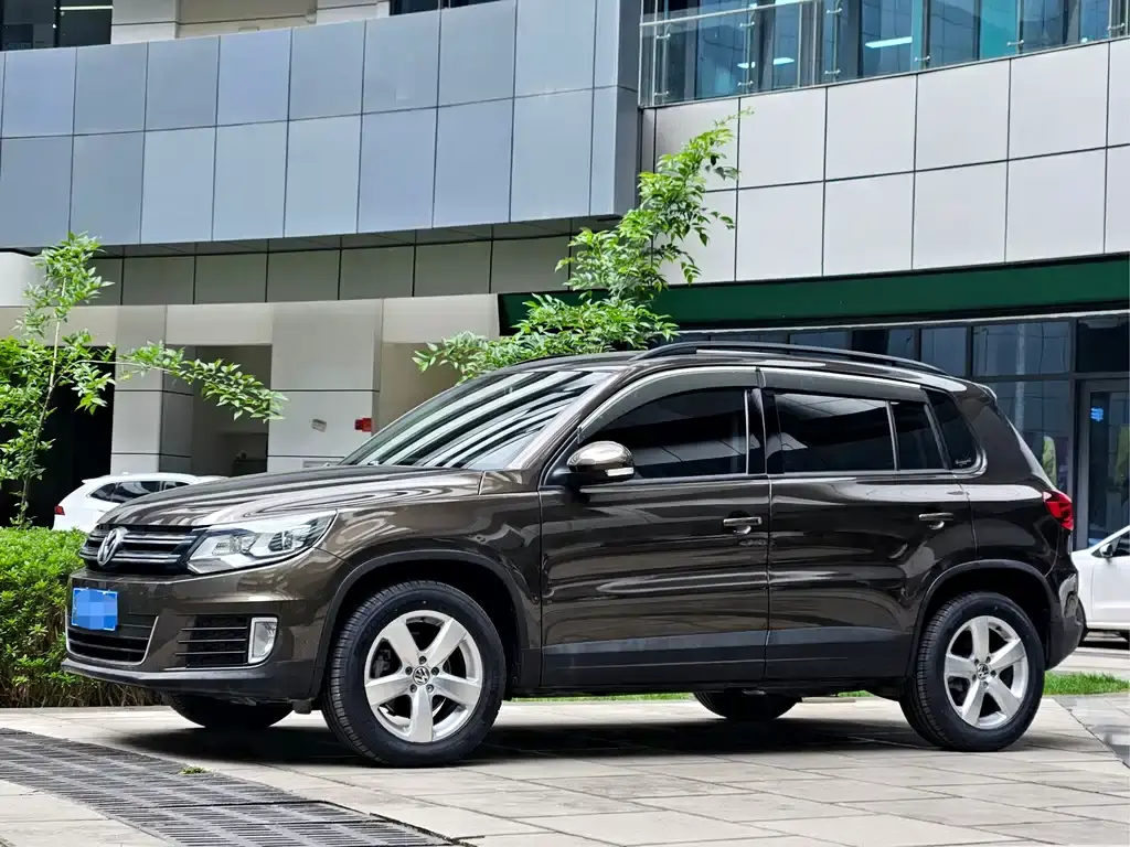 Tiguan 2013 1.8TSI automatic four-wheel drive comfort version