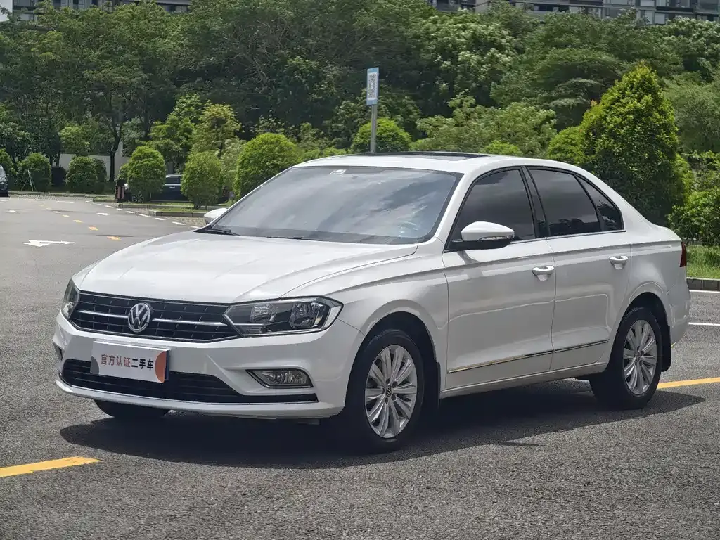 Bora 2017 1.6L automatic comfort model