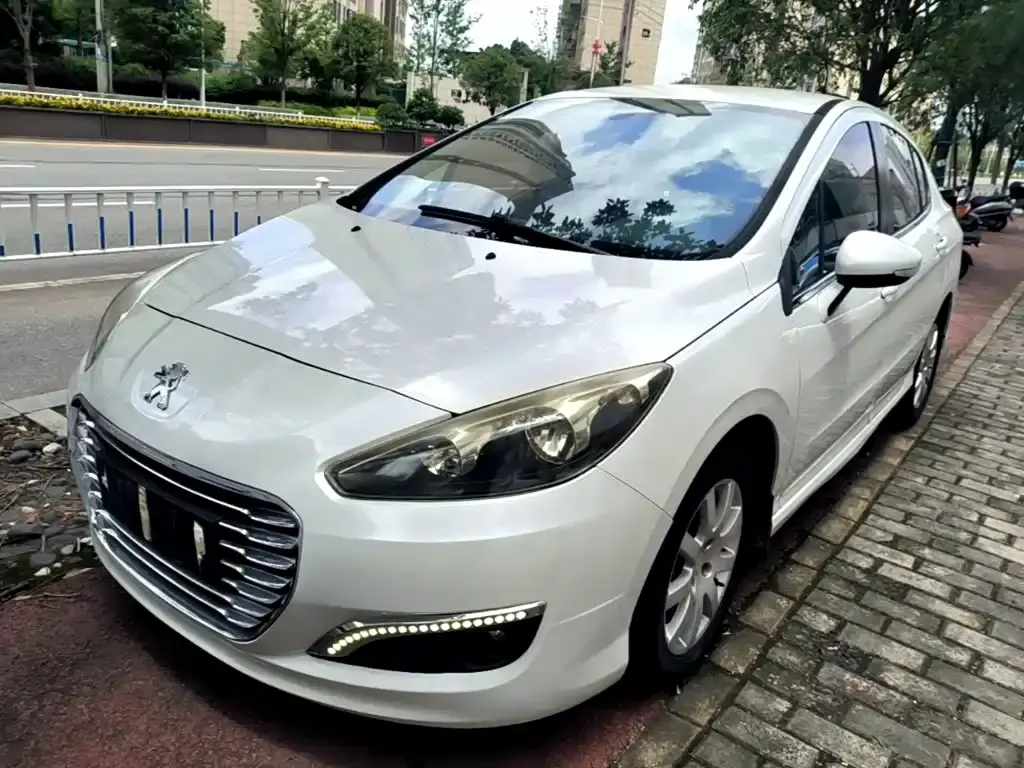 Peugeot 308 2014 Enjoy Edition Classic 1.6L Automatic Premium Model