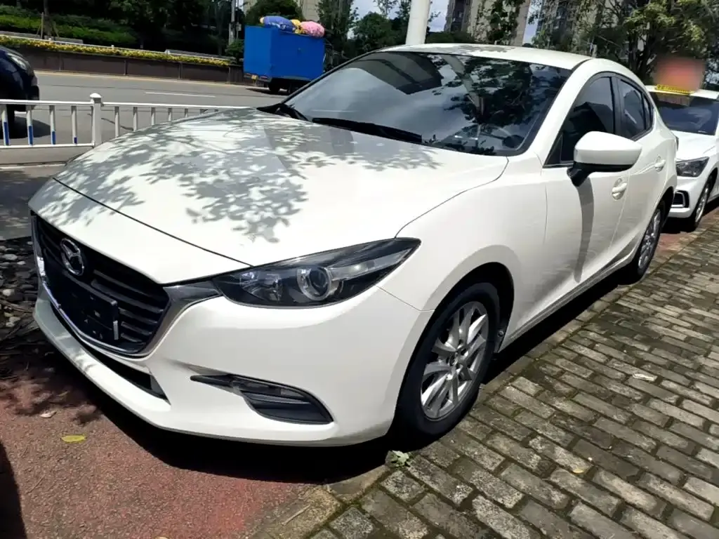 Mazda3 Angkesela 2017 Sedan 1.5L Automatic Comfort Type National V