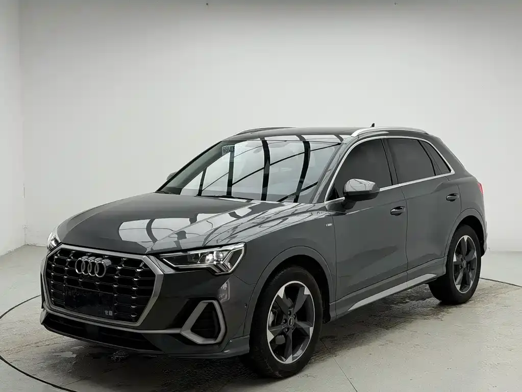 Audi Q3 2023 35 TFSI Fashionable and Dynamic (1.4T)