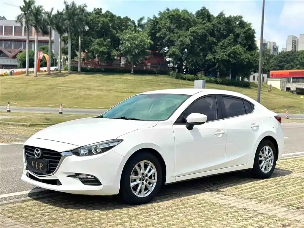 Mazda3 Angkesela 2017 Sedan 1.5L Automatic Comfort Type National V