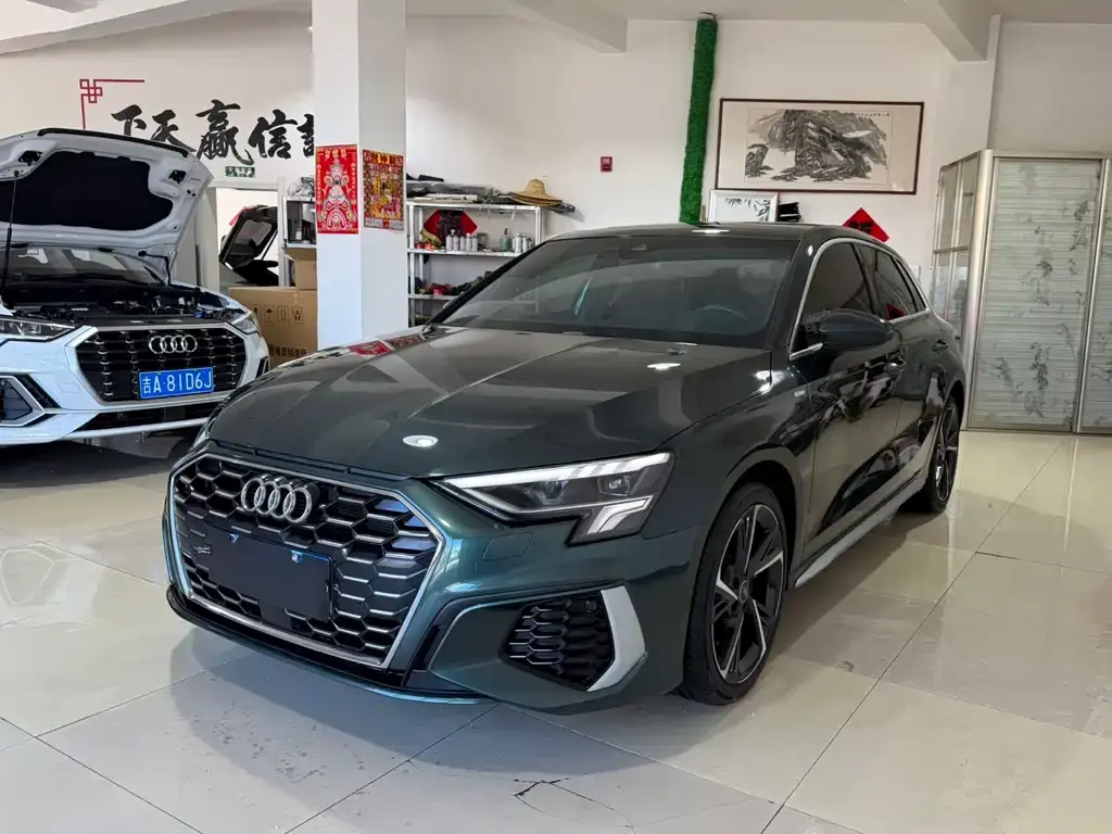 Audi A3 2022 Sportback 35 TFSI stylish and sporty