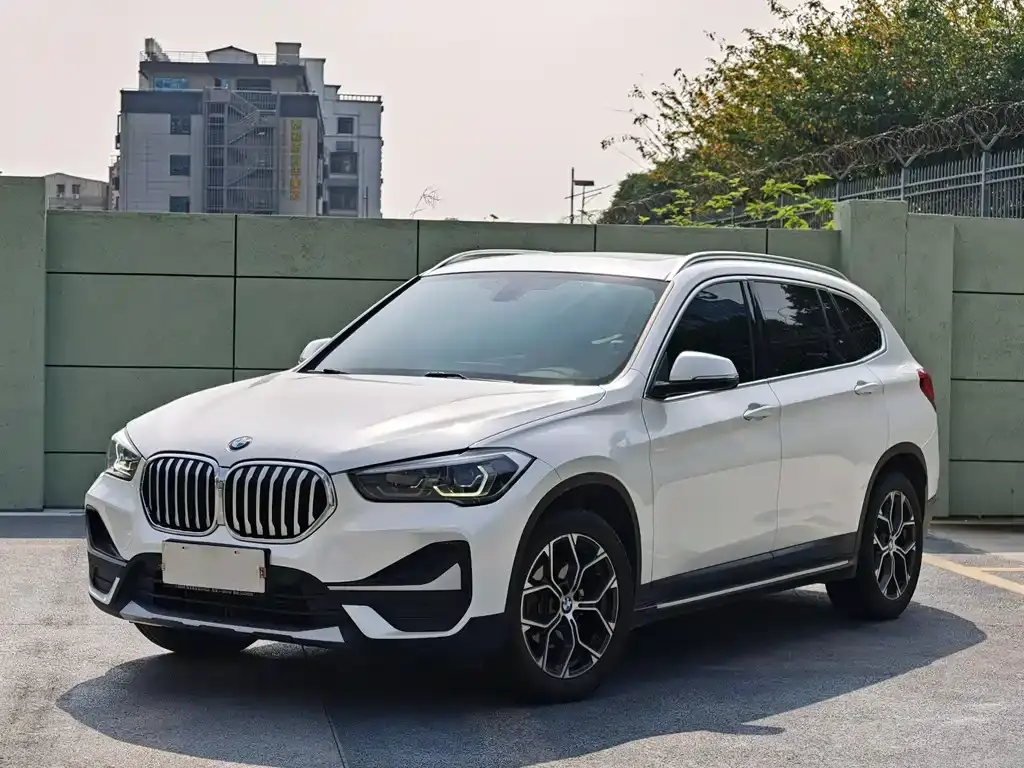 BMW X1 2022 sDrive20Li Fashion Model