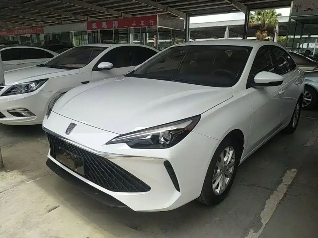 Roewe i5 2023 1.5L Manual Comfort Edition