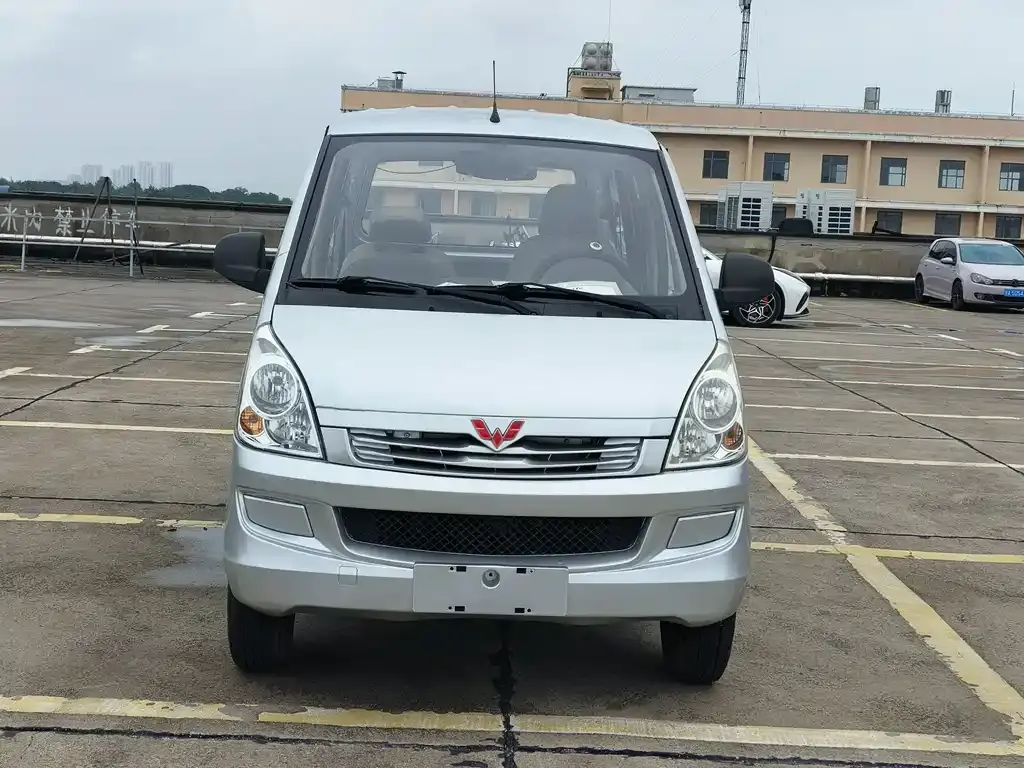 Wuling Rongguang 2017 1.2L extended basic model