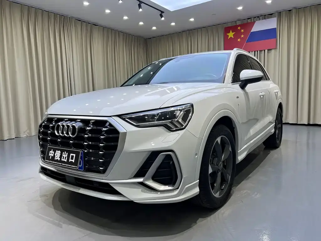 Audi Q3 2023 35 TFSI Fashionable and Dynamic (1.4T)