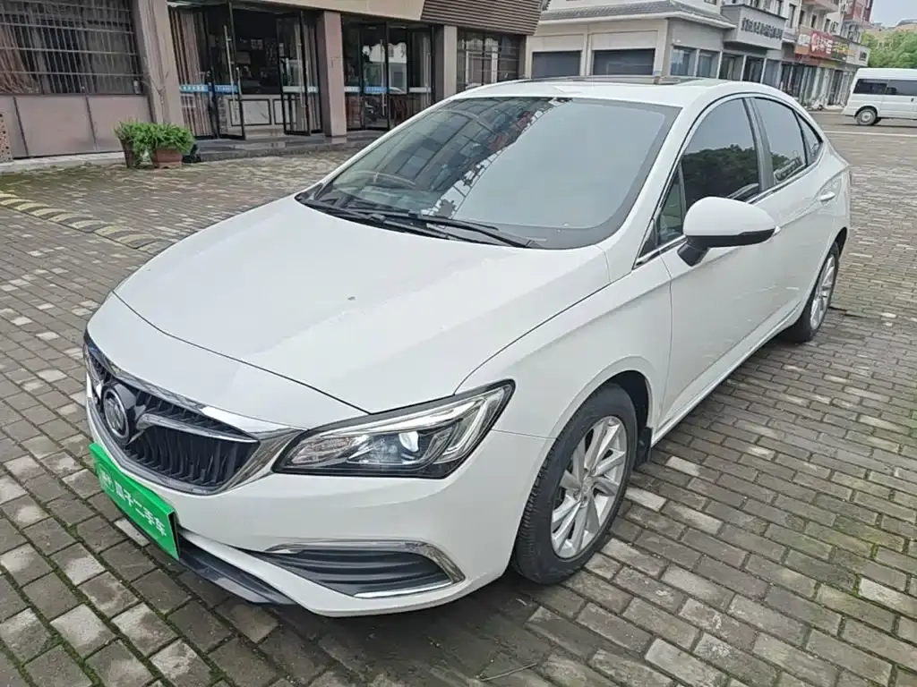 Weilan 2019 Sedan 15S Automatic Leading Type
