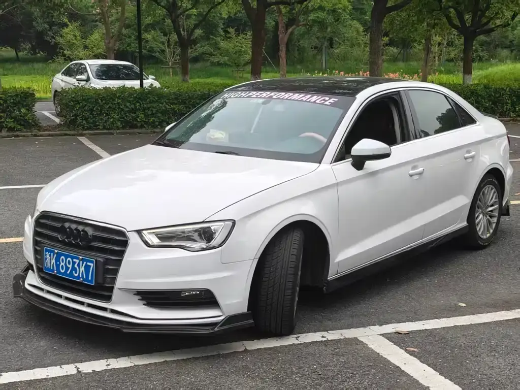 Audi A3 2016 Limousine 35 TFSI LinkedIn type