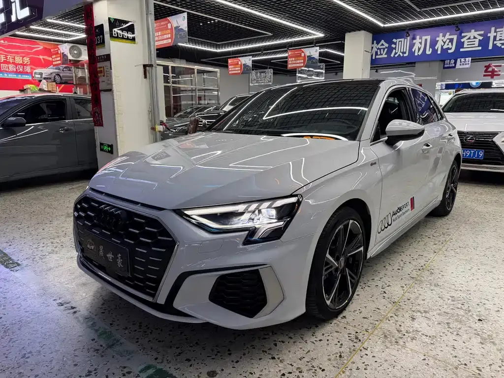 Audi A3 2023 facelift Sportback 35 TFSI stylish and sporty
