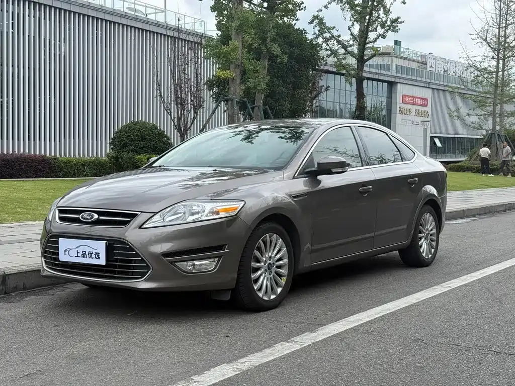 Zhisheng 2013 2.3L luxury model