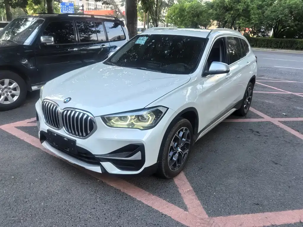 BMW X1 2022 sDrive20Li Fashion Model