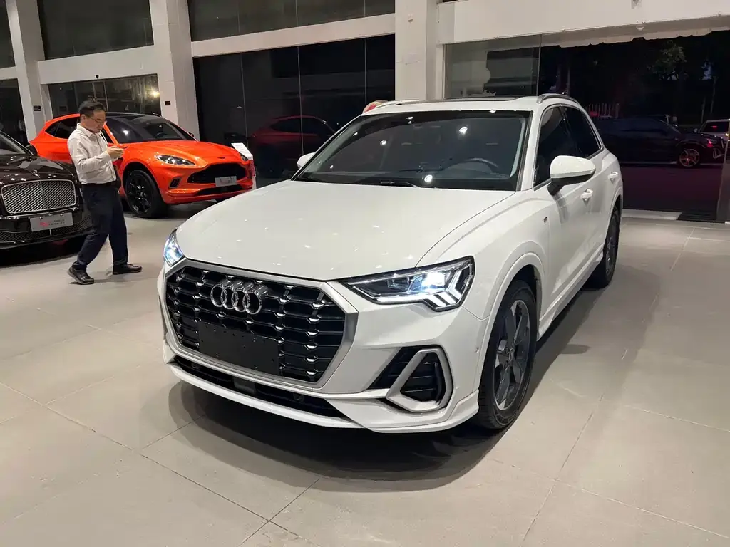 Audi Q3 2023 35 TFSI Fashionable and Dynamic (1.4T)