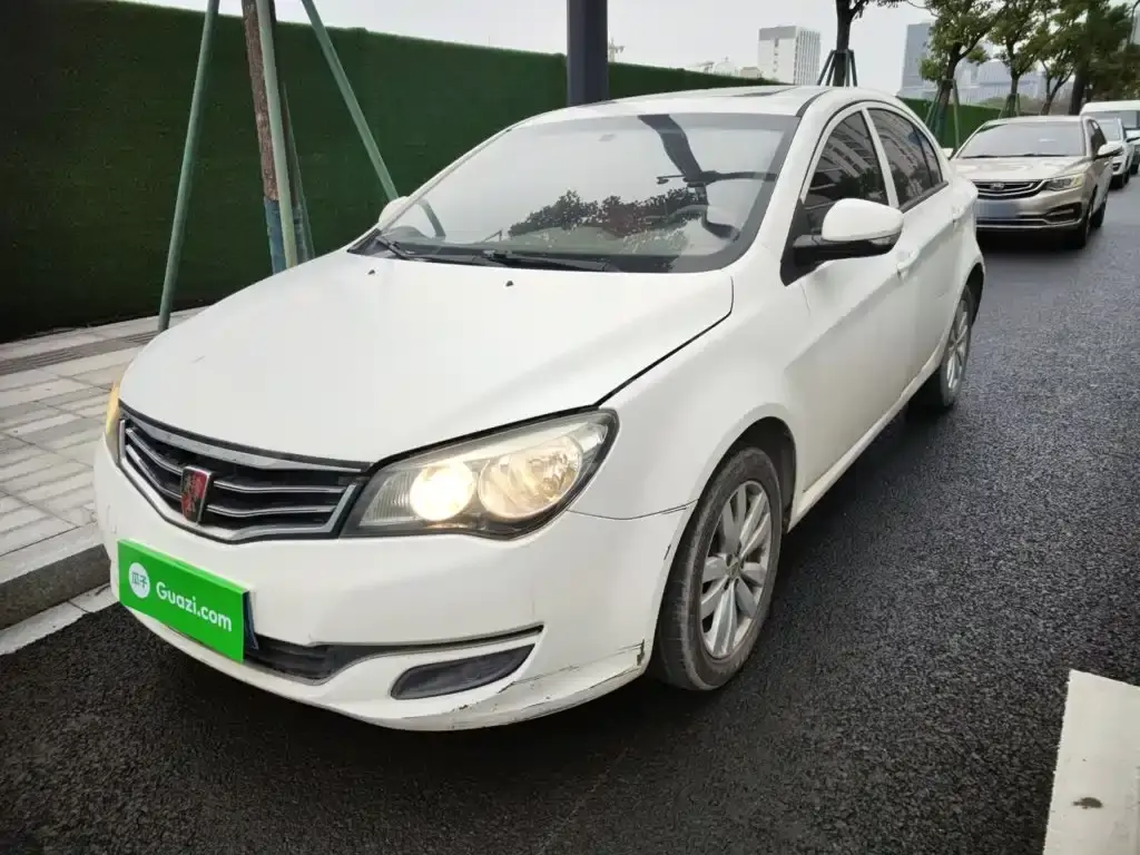 Roewe 350 2015 1.5L manual luxury sunroof version