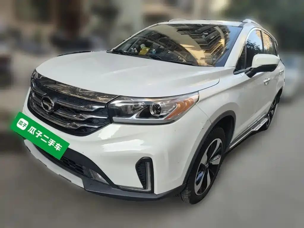 Trumpchi GS4 2018 235T automatic two-wheel drive luxury smart connected version