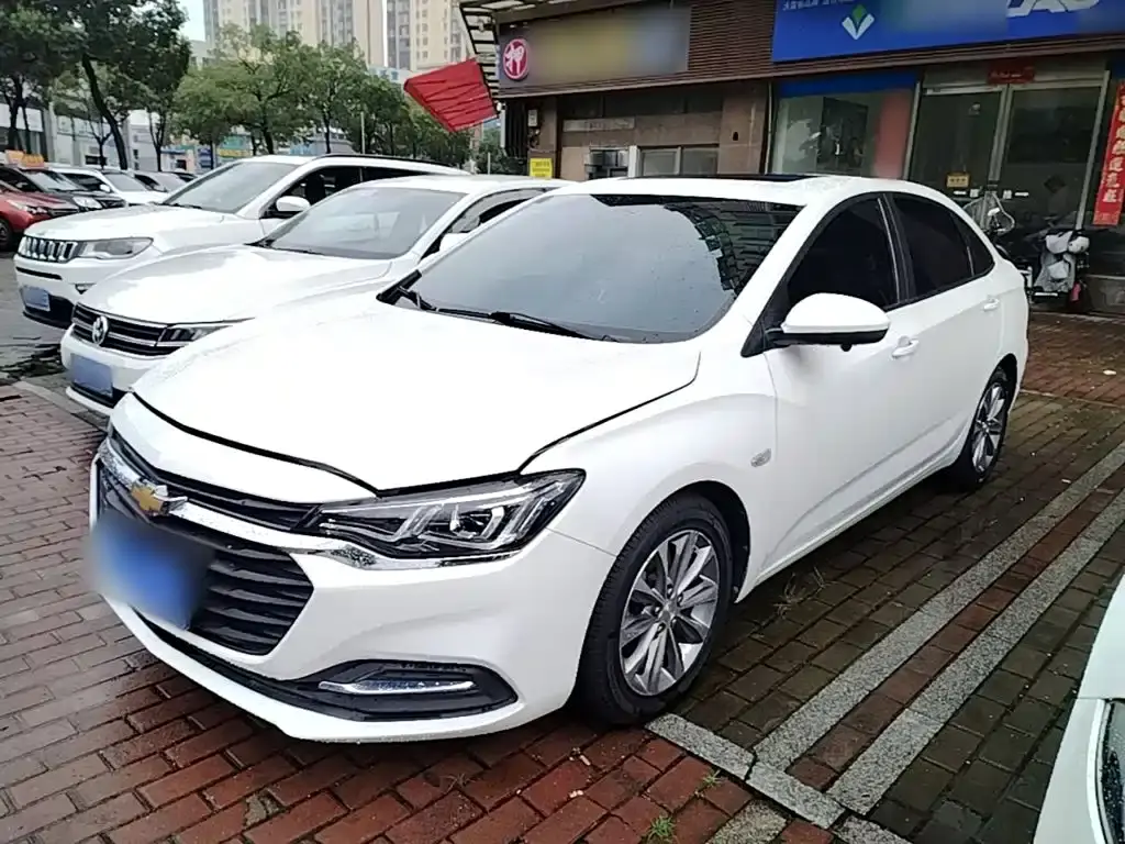 Cruze 2022 320 Automatic Sunroof Edition