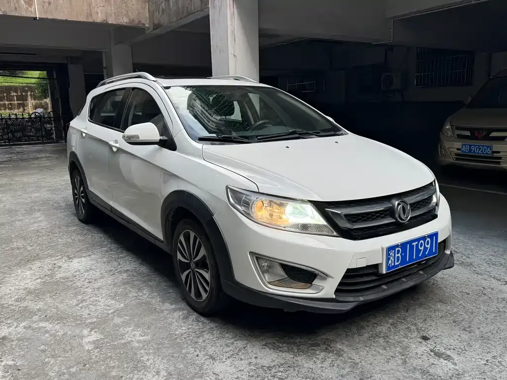 Dongfeng Fengshen AX3 2016 1.5L automatic model
