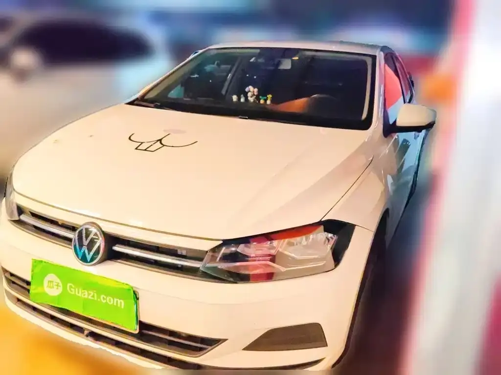 Polo 2023 Plus 1.5L automatic indulgence version