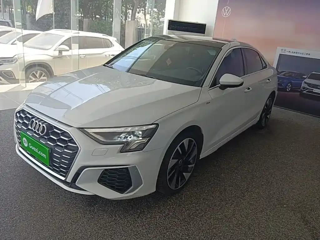 Audi A3 2024 A3L Limousine 35 TFSI Fashionable and Sporty