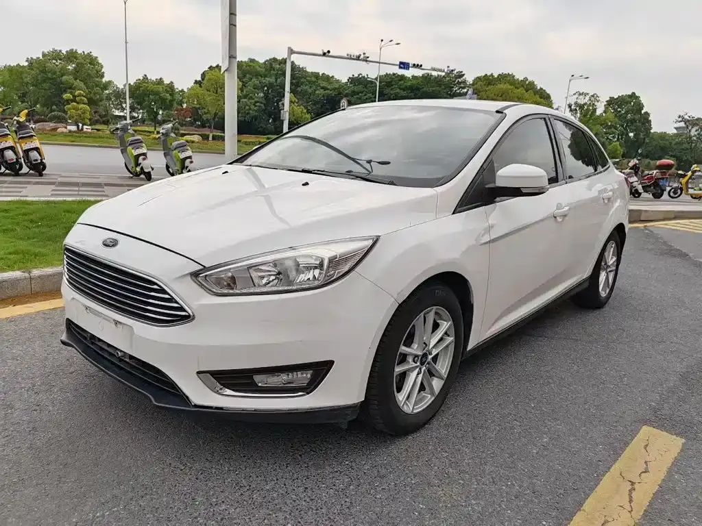 Focus 2018 sedan classic 1.6L automatic stylish smart mobility version