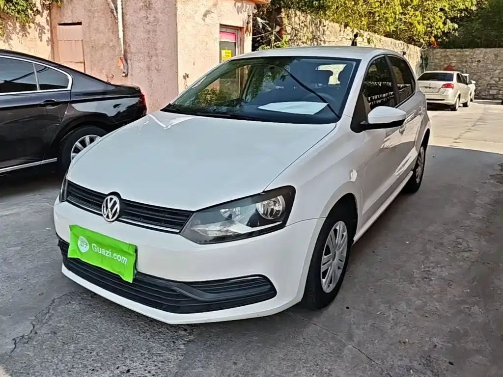 Polo 2018 1.5L automatic safe driving model