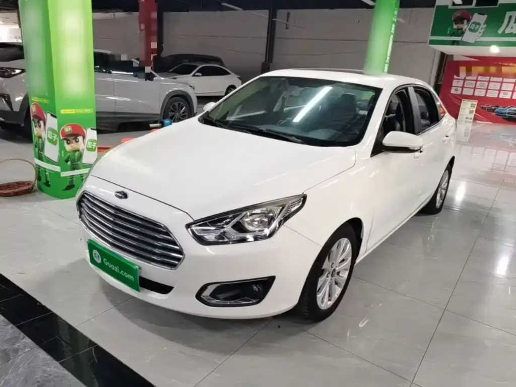 Forex 2015 1.5L automatic fashion model