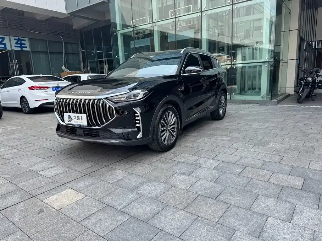 Jietu X70 PLUS 2024 Champion Edition 1.5T DCT Champion MAX 7 seats
