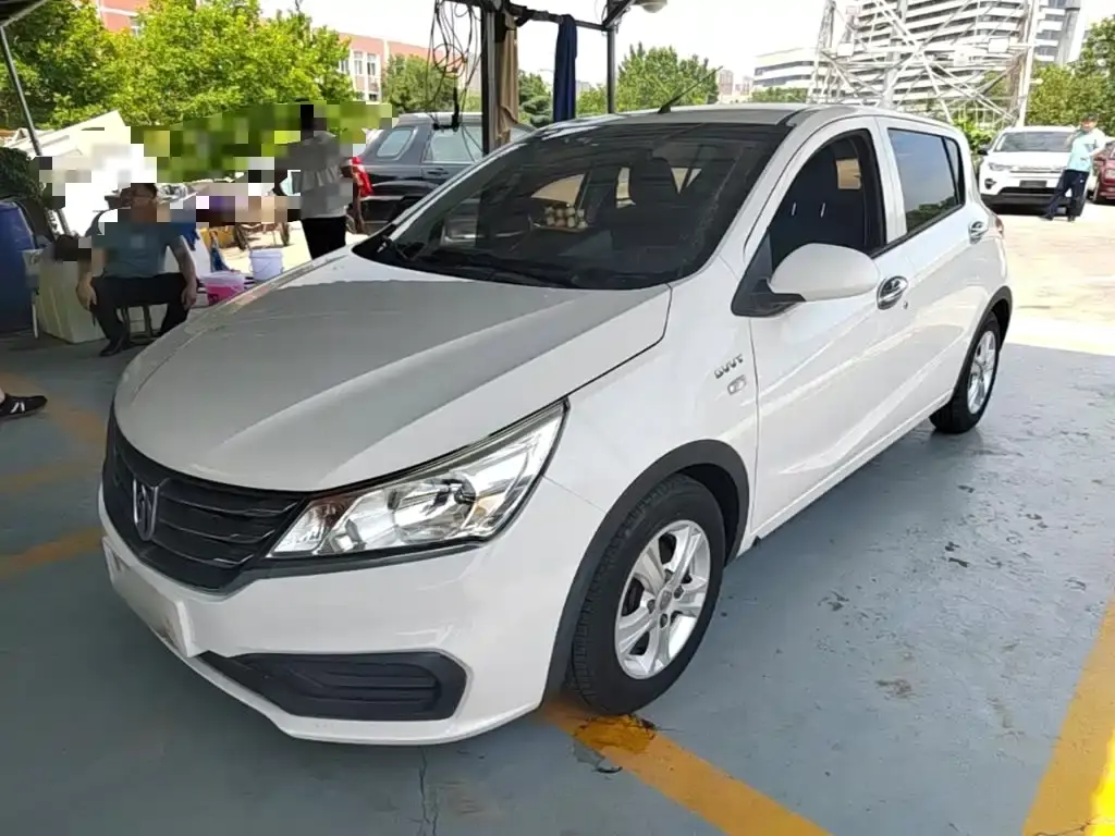 Baojun 310 2017 1.5L automatic comfort model