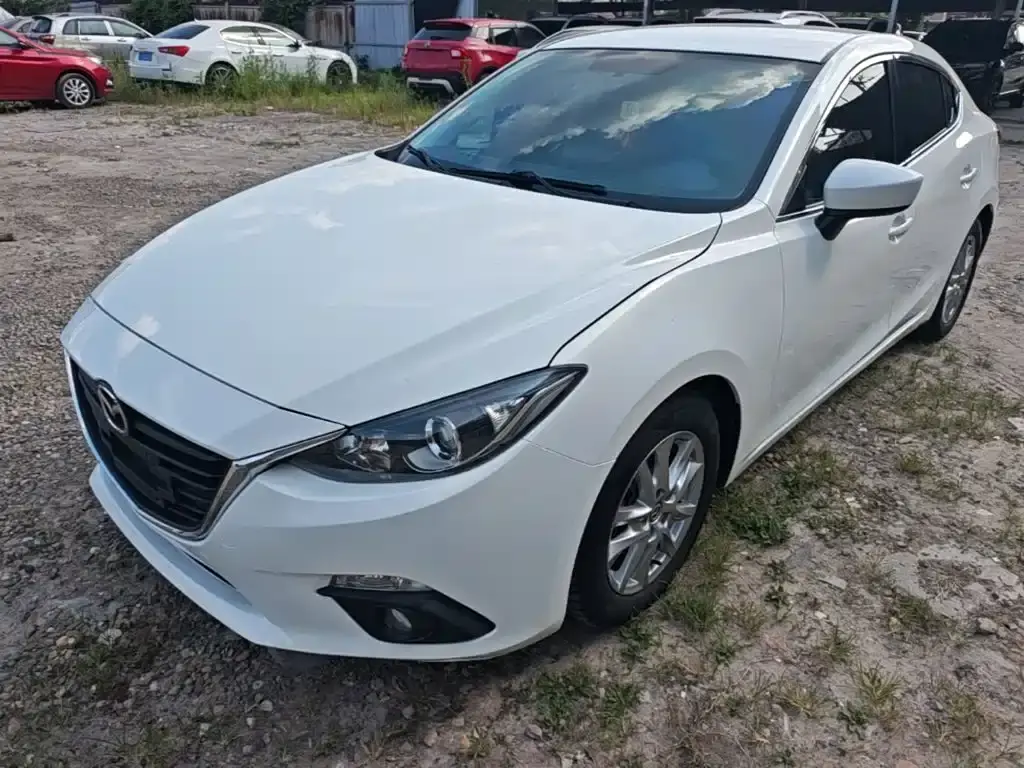Mazda3 Angkesela 2016 sedan 1.5L automatic comfort type